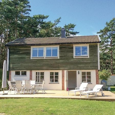 Gorgeous Home In Borrby With Wifi Екстериор снимка