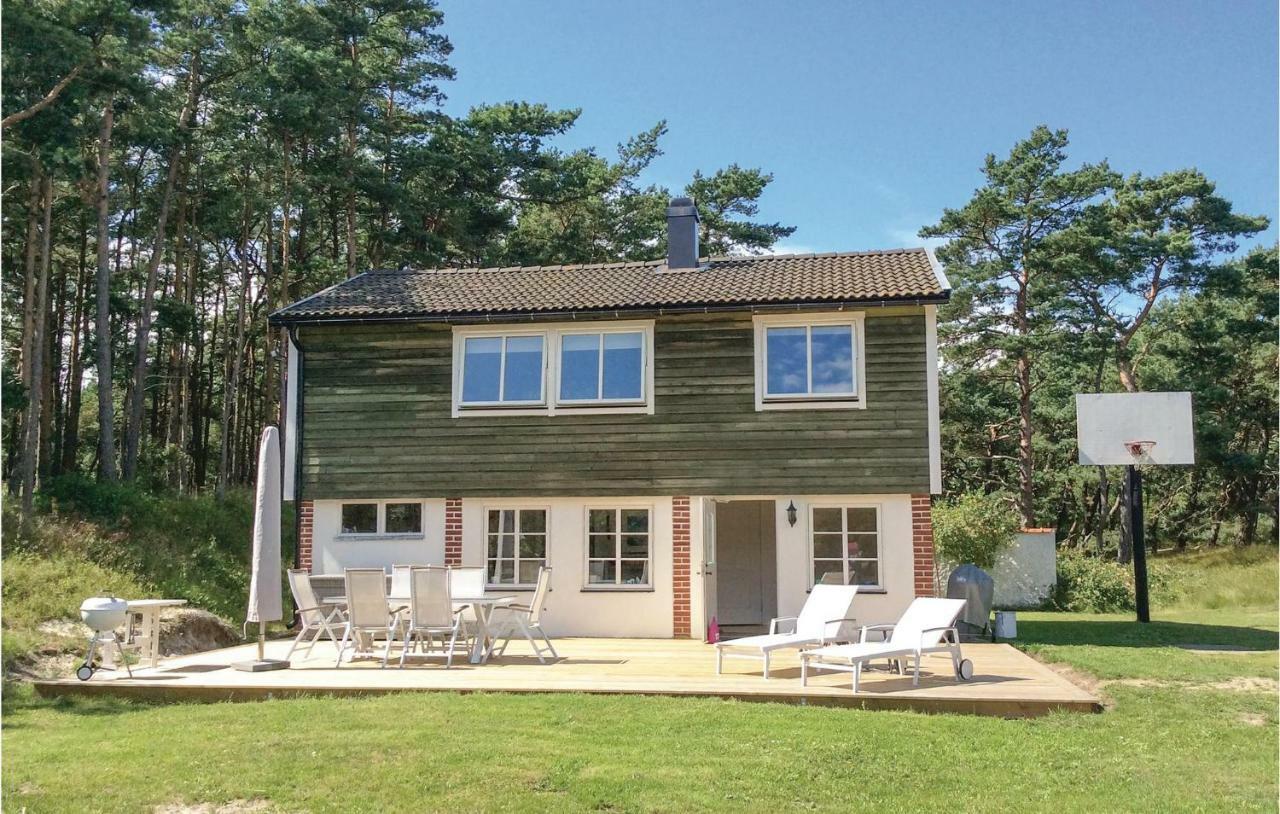 Gorgeous Home In Borrby With Wifi Екстериор снимка